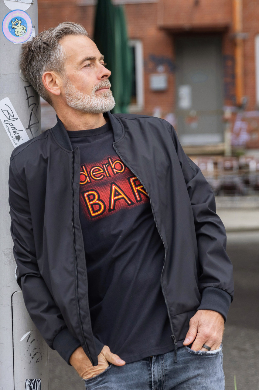 Derbe T-Shirt Bar Herren T-Shirt Schwarz