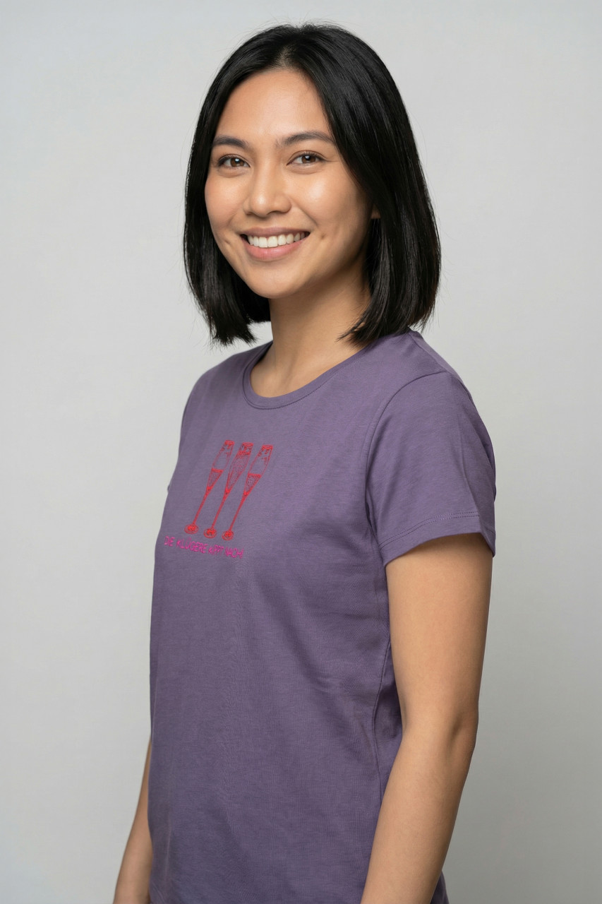 Derbe T-Shirt Die Klügere Damen Lila Grau GOTS Organic
