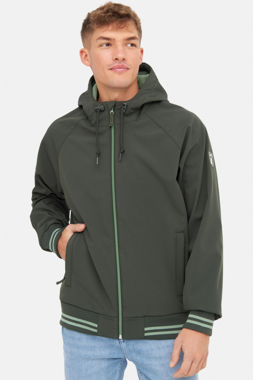 Derbe Softshelljacke Helgoby Herren Dunkelgrün Nachhaltig