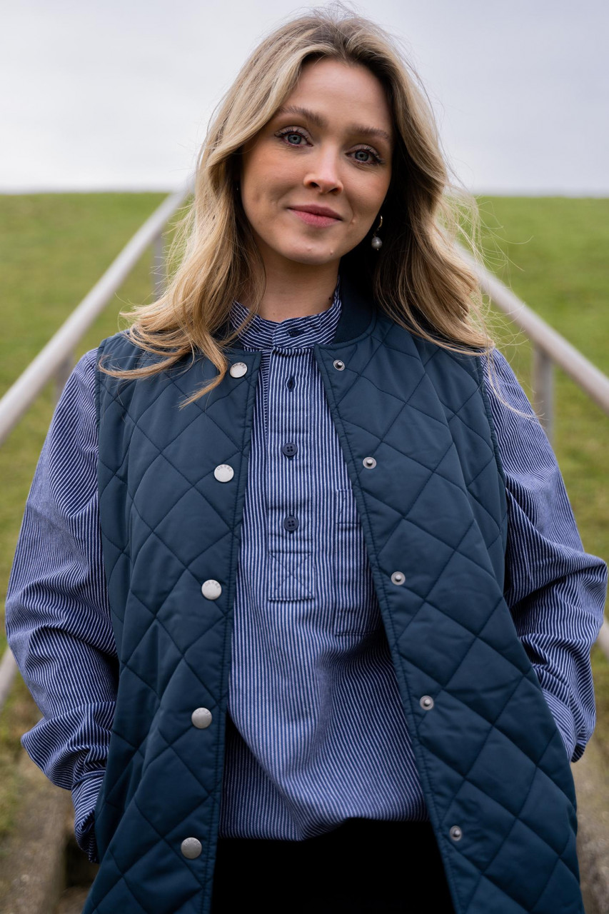 Derbe Quiltby Vest Damen Jacke Navy Blau Nachhaltig